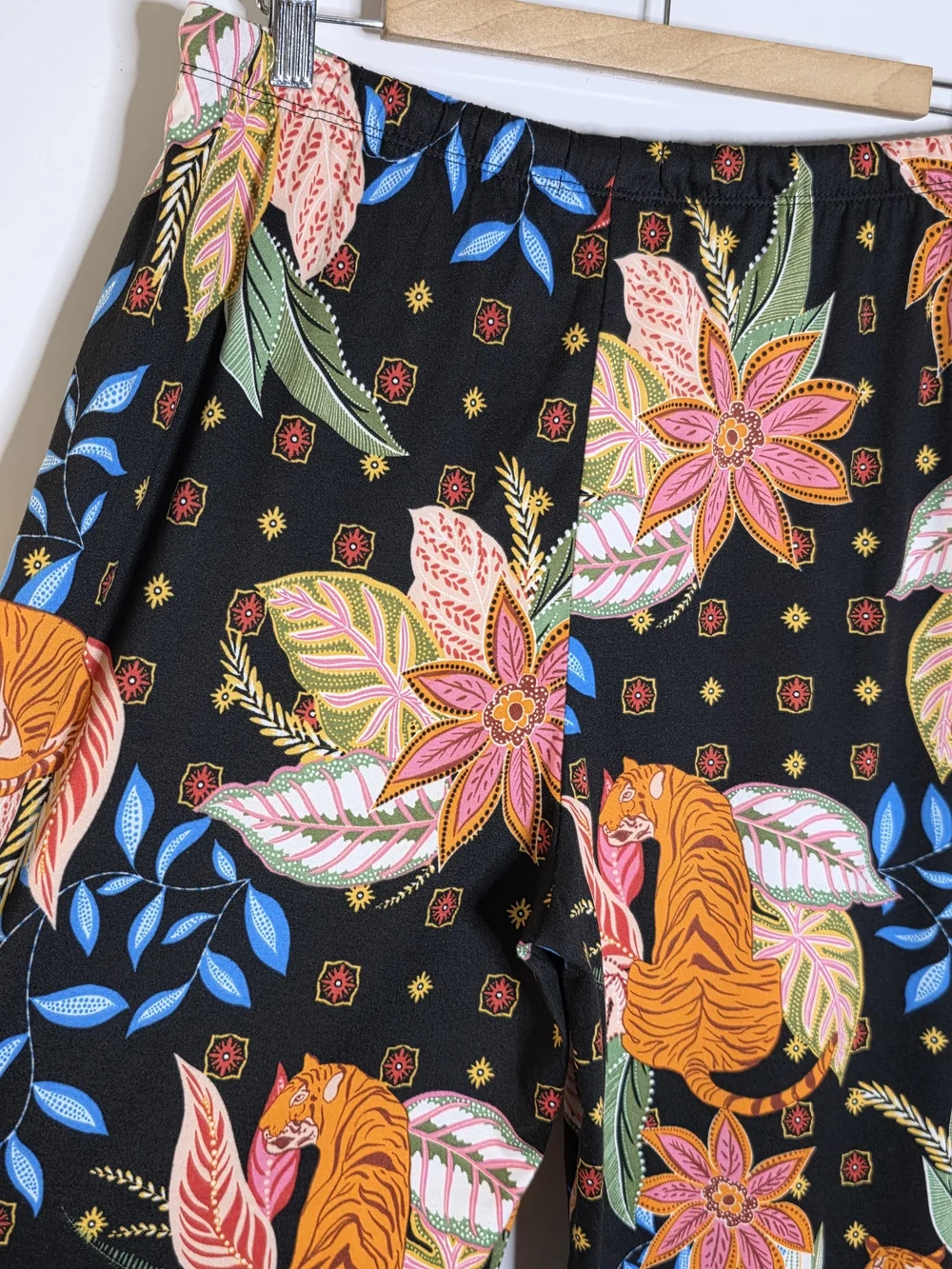 Room Service Black Floral & Tiger Print Pajama Set Long sleeve and Pants Size XL
